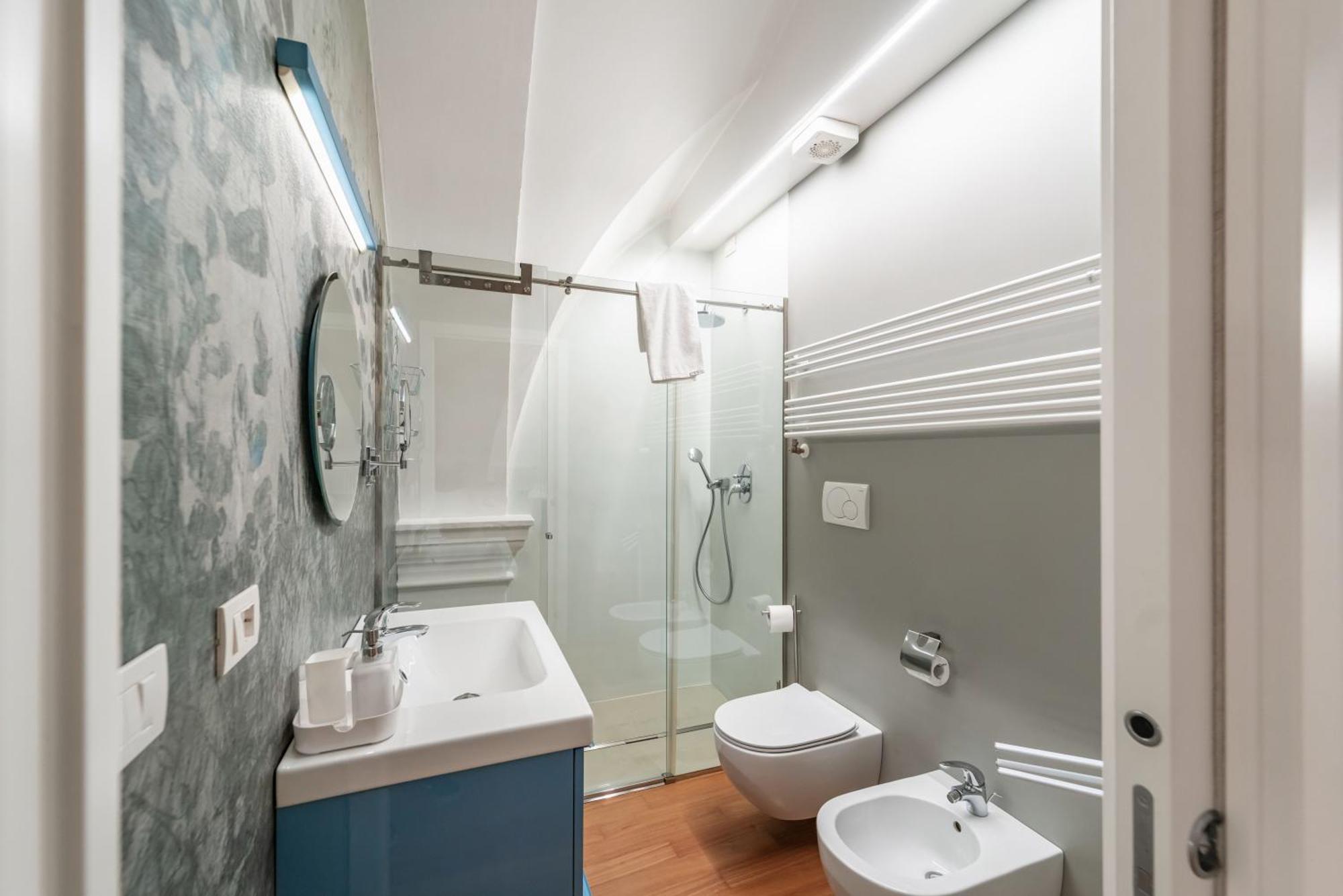 Modern Flat - Borgonuovo 23 Appartement Bologna Buitenkant foto