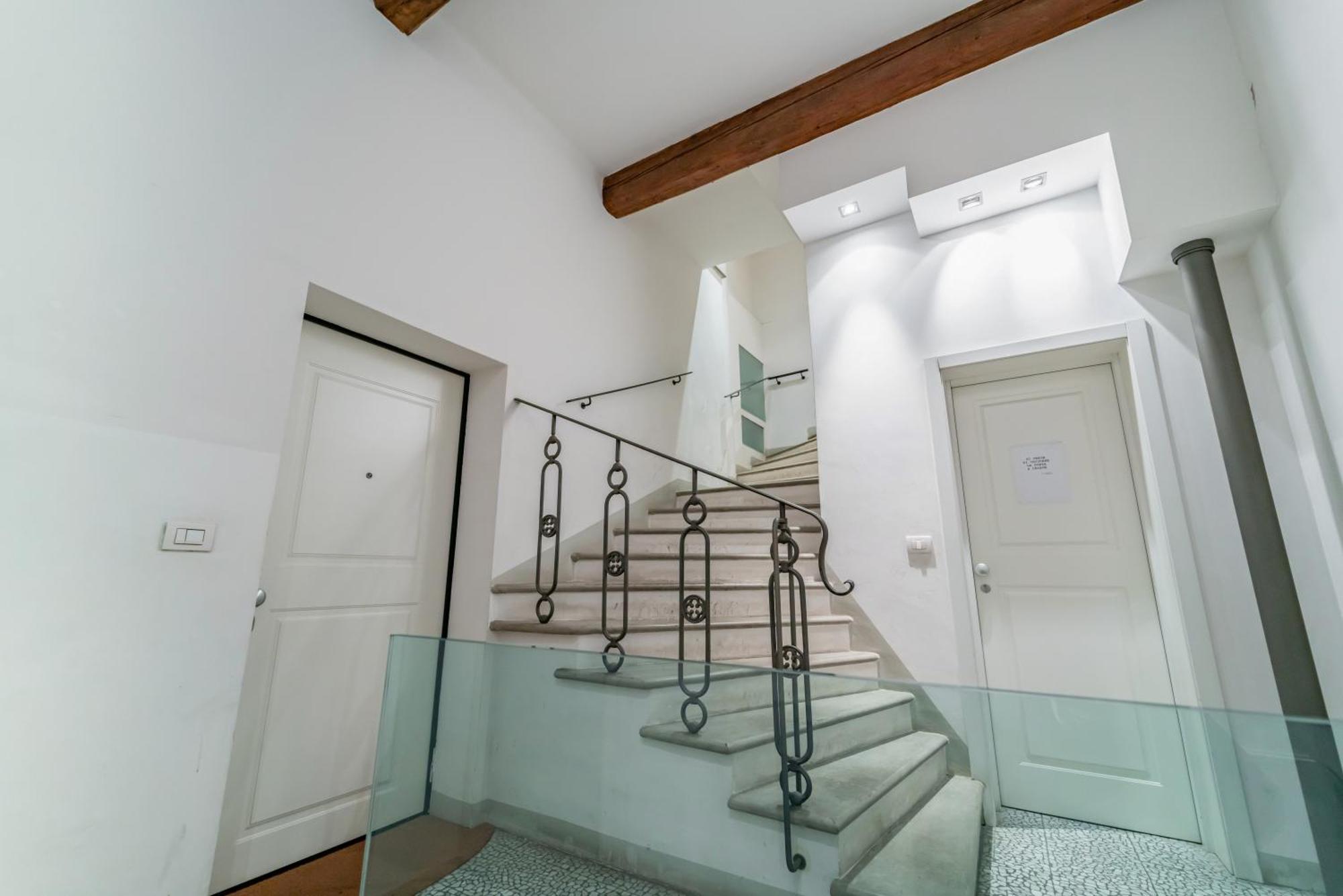 Modern Flat - Borgonuovo 23 Appartement Bologna Buitenkant foto